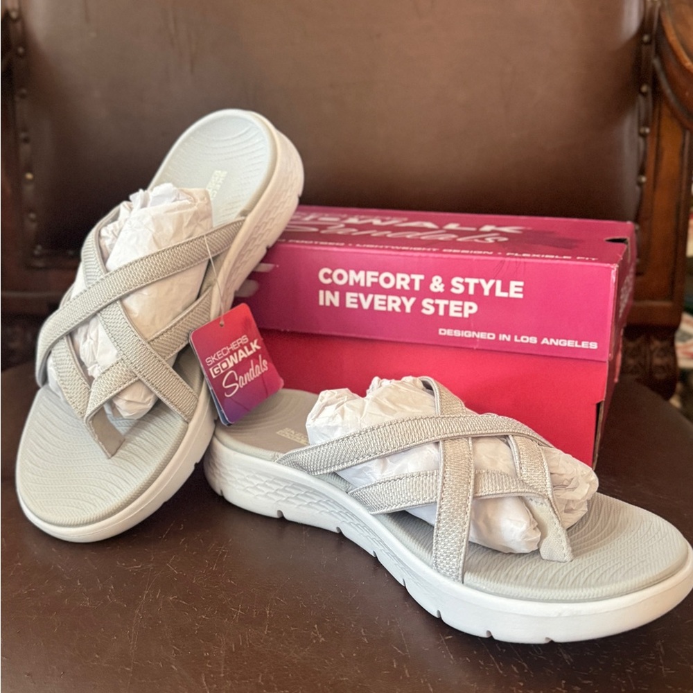 Skechers Women's Light Gray Sandals